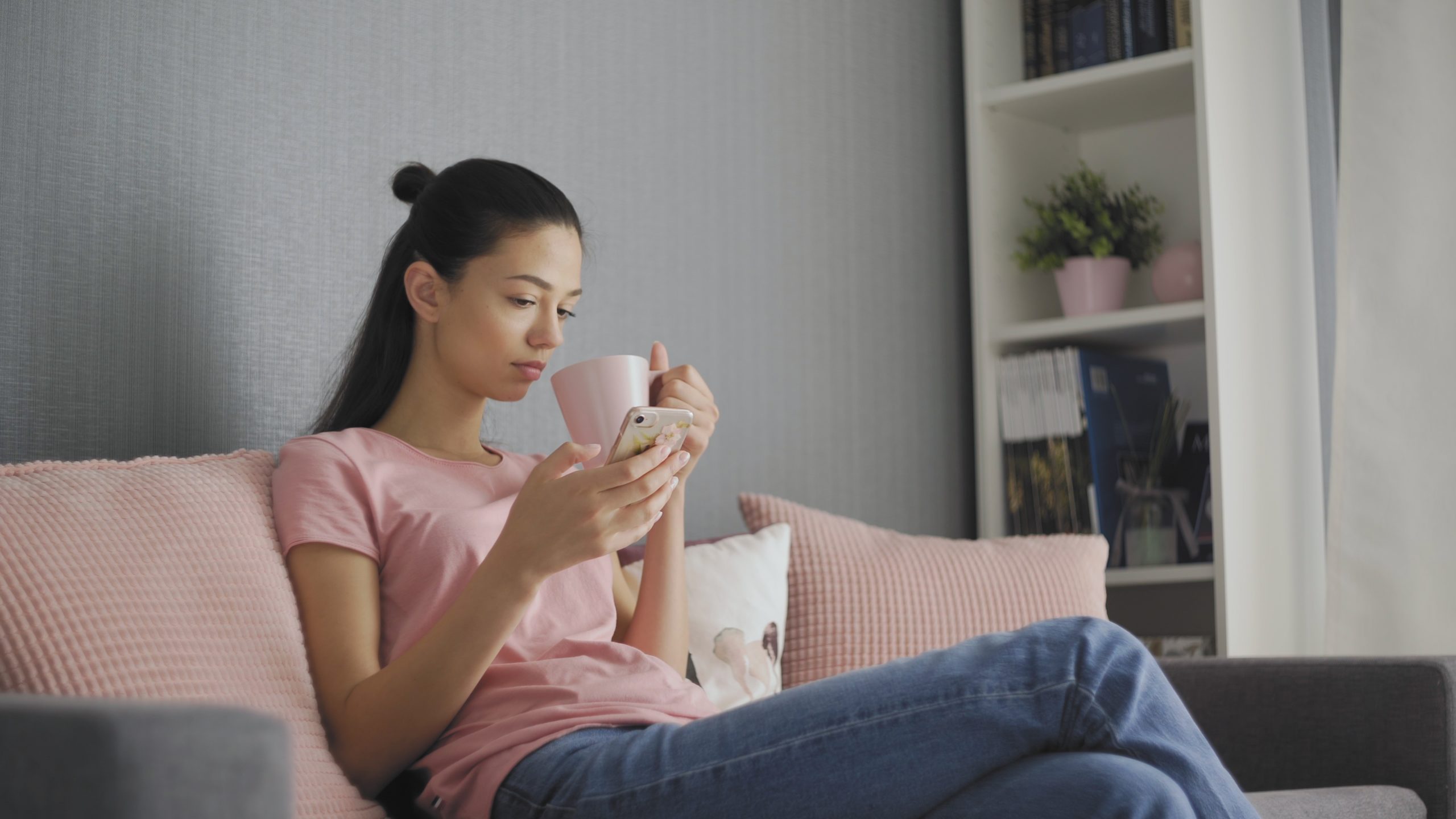 あの人からの連絡は来ますか？